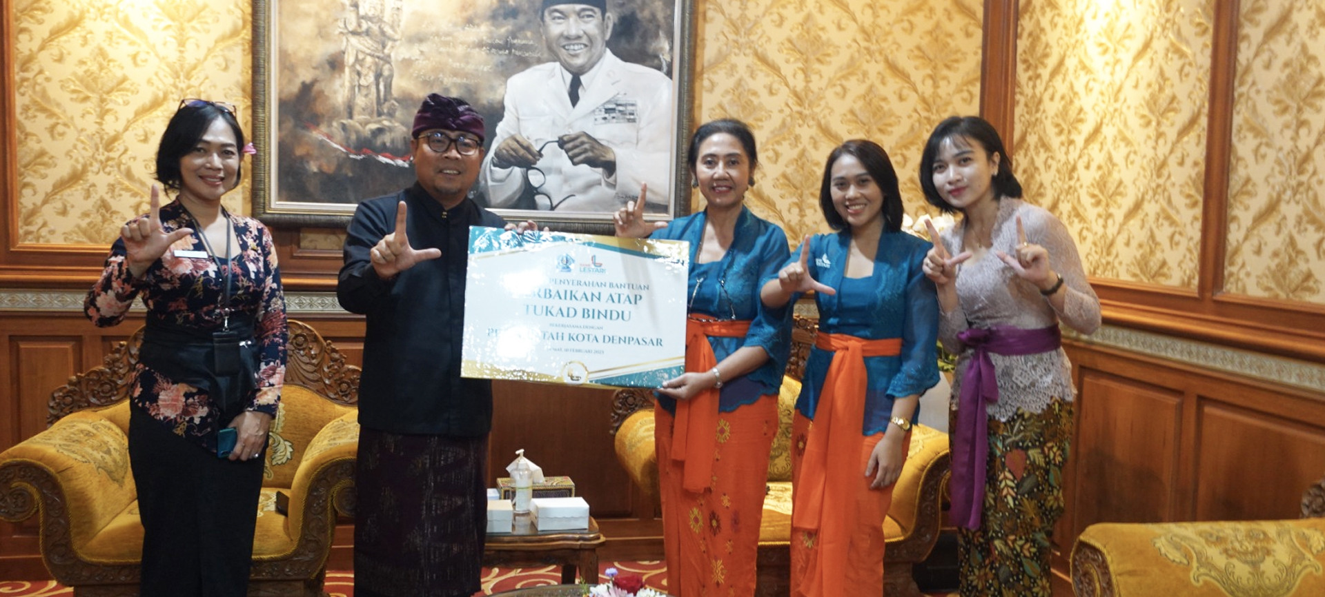 Bank Lestari Bali (BPR) bersama Pemerintah Kota Denpasar Menginisiasi Perbaikan Atap Tukad Bindu